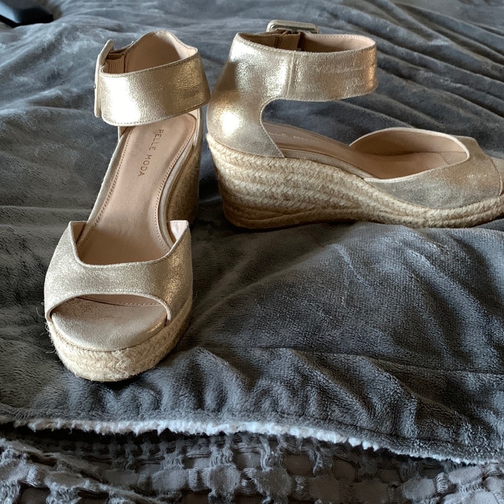 Pelle Moda Wedge Sandal